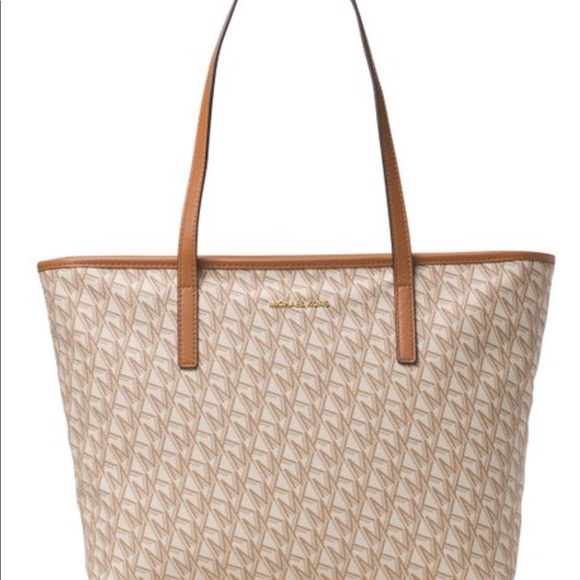 Michael Kors Emry Tote and Wristlet - Picture 7 of 7